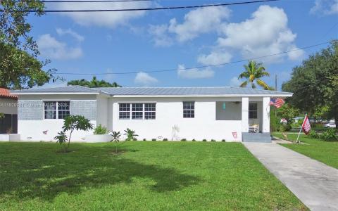 296 Navajo St, Miami Springs, Florida 33166, USA