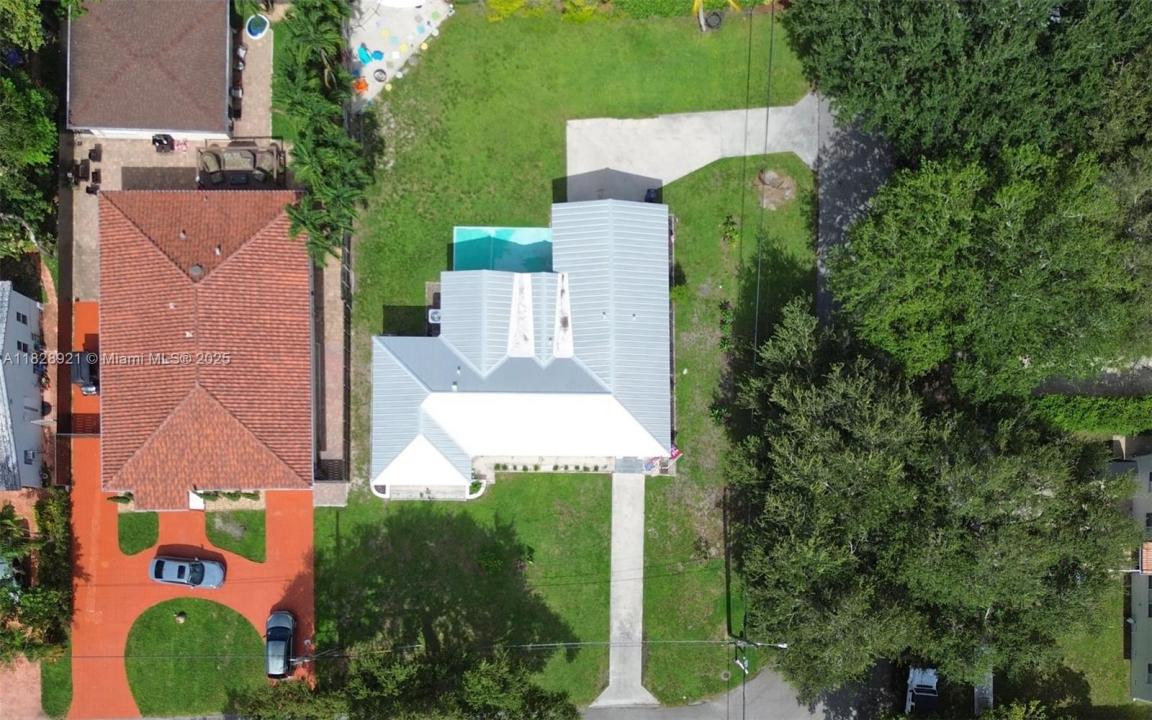 296 Navajo St, Miami Springs, Florida 33166