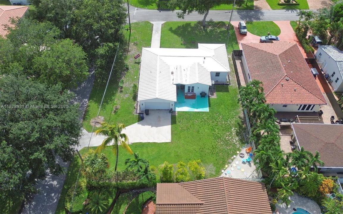 296 Navajo St, Miami Springs, Florida 33166