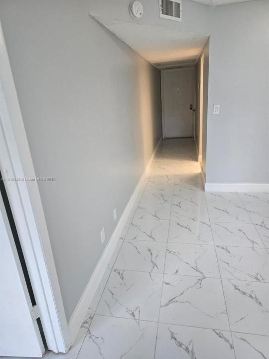 8040 Colony Cir N 103, Tamarac, Florida 33321