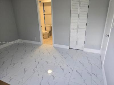 8040 Colony Cir N 103, Tamarac, Florida 33321, USA