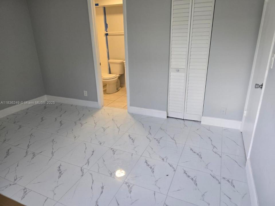 8040 Colony Cir N 103, Tamarac, Florida 33321