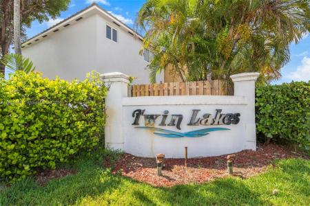 13649 SW 142nd Ter, Miami, Florida 33186, USA