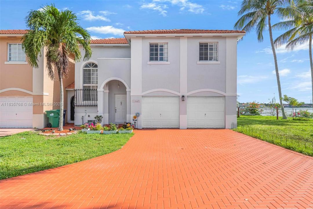 13649 SW 142nd Ter, Miami, 佛罗里达州 33186, 美国
