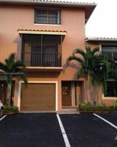 9850 Hammocks Blvd 107, Miami, Florida 33196, USA