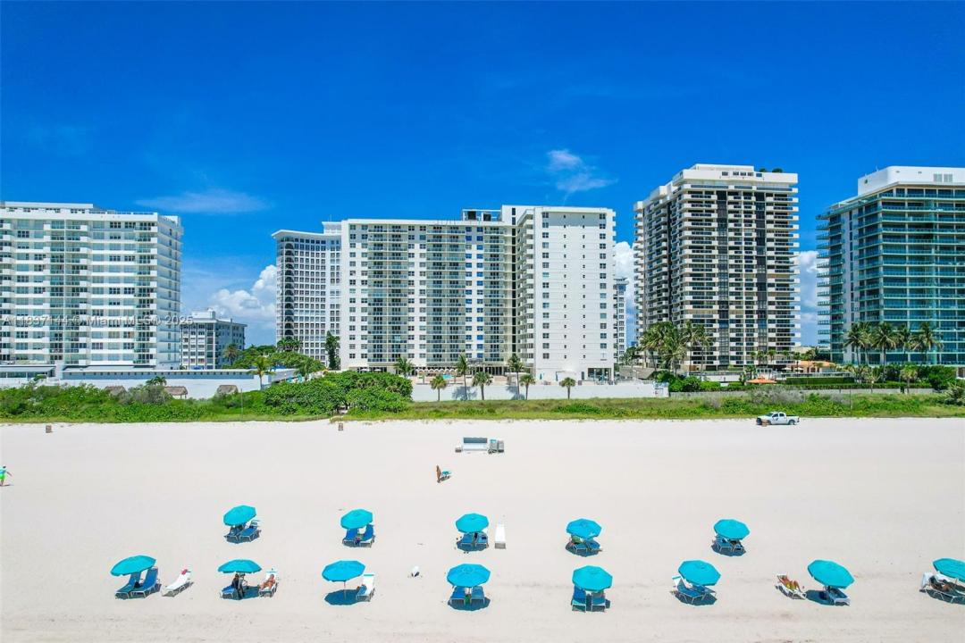 5701 Collins Ave 1611, Miami Beach, Floryda 33140, USA