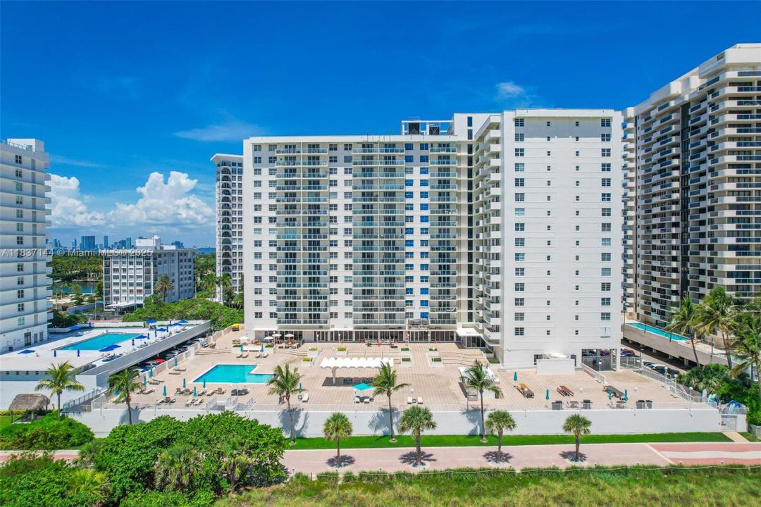 5701 Collins Ave 1611, Miami Beach, Floryda 33140, USA