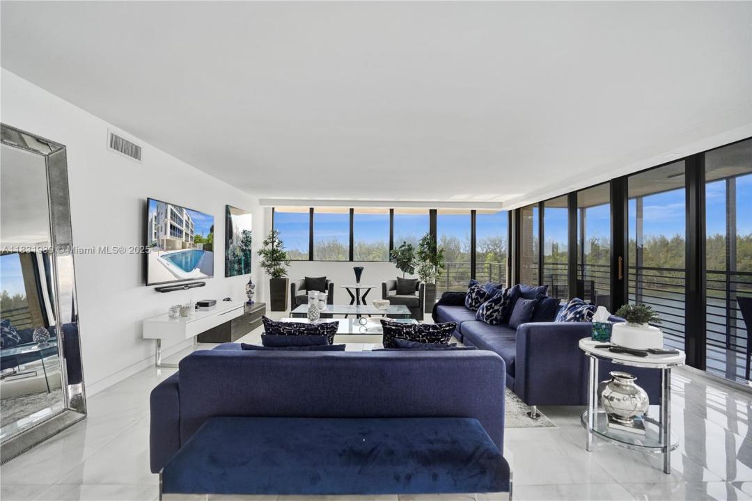 900 NE Spanish River Boulevard 5C & 5E, Boca Raton, Флорида 33431, Соединенные Штаты