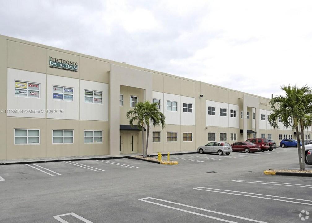 10900 NW 21st St 140, Sweetwater, 佛羅里達州 33172, 美國