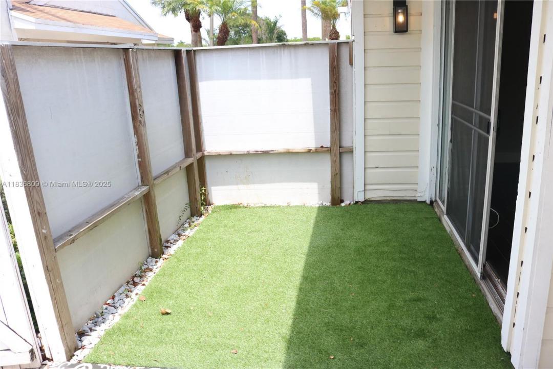 3324 NW 101st Ave 3324, Sunrise, Florida 33351, Stati Uniti