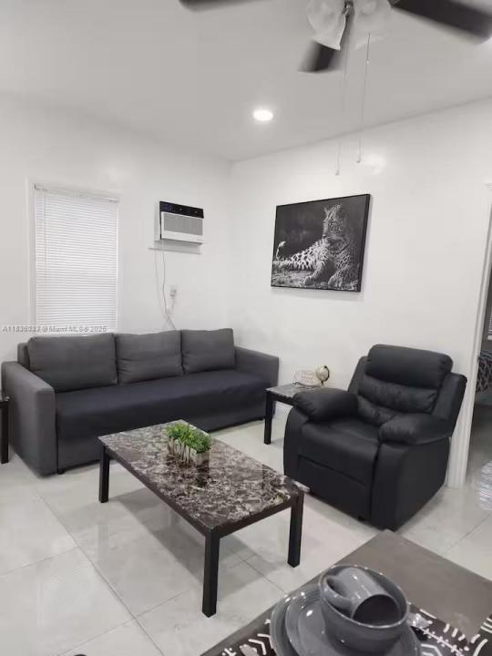 324 Van Buren St, Hollywood, Florida 33019, Estados Unidos
