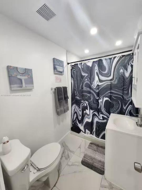 324 Van Buren St 1-4, Hollywood, Floride 33019, États-Unis