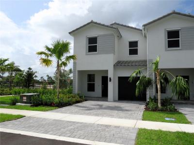 18417 SW 1st St 18417, Pembroke Pines, Florida 33029, USA