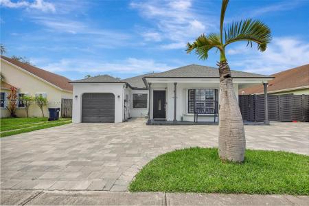 14405 SW 159th Ter, Miami, Florida 33177, USA