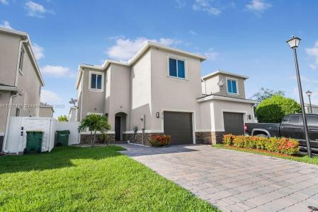879 SE 19th St, Homestead, Florida 33034, USA