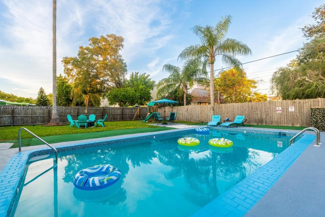 809 E Glen oak, Clearwater, 플로리다 33759, 미국