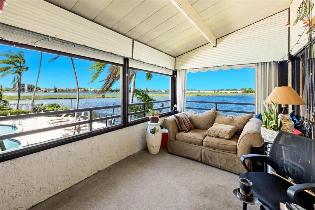 20145 NE 3rd Ct 2, Miami, Florida 33179