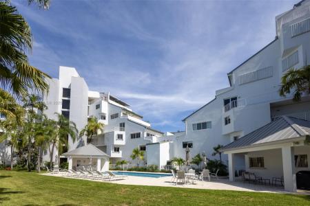 50 Ocean Lane Dr 101, Key Biscayne, Florida 33149, USA