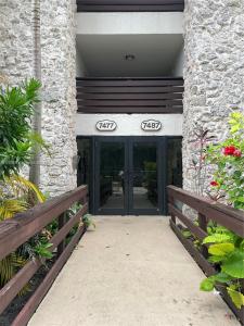 7487 SW 82nd St C201, Miami, Florida 33143, USA
