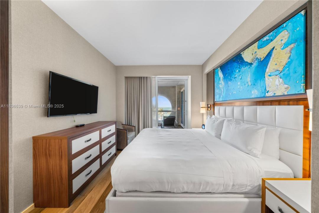 551 N Fort Lauderdale Beach Blvd R201, Fort Lauderdale, Florida 33304, Stati Uniti