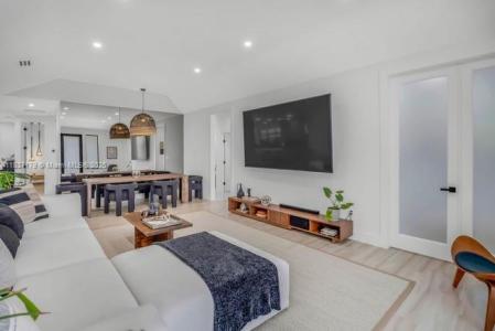 1543 Bird Rd, Coral Gables, Florida 33146, USA