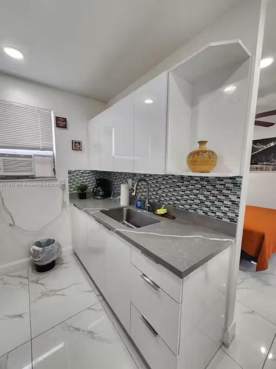 342 Van Buren St, Hollywood, Floride 33019, États-Unis