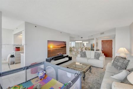 2000 Island Blvd 808, Aventura, Florida 33160, USA