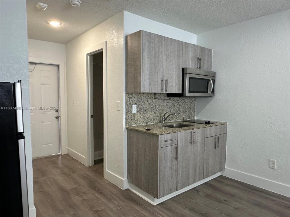 2910 Pierce St 205, Hollywood, フロリダ 33020, アメリカ合衆国