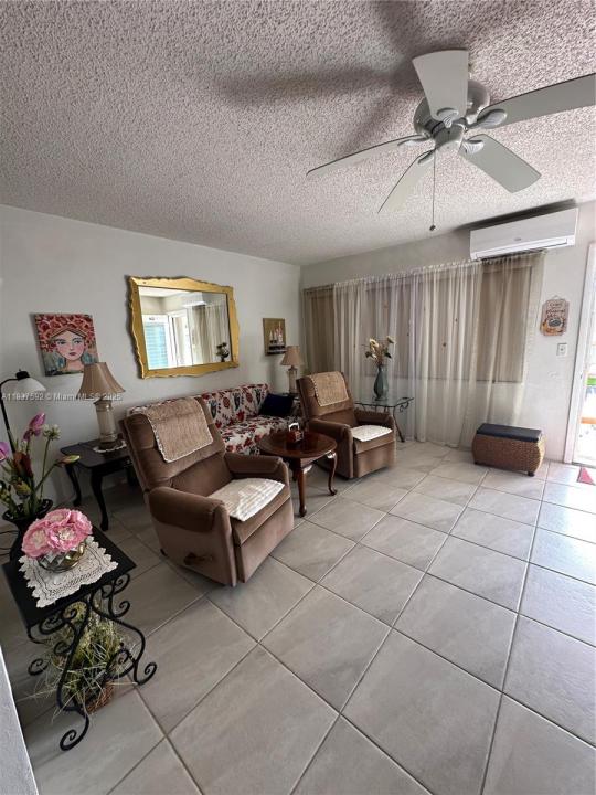 920 SW 11th Ave 12A, Hallandale Beach, Florida 33009, Amerika Birleşik Devletleri
