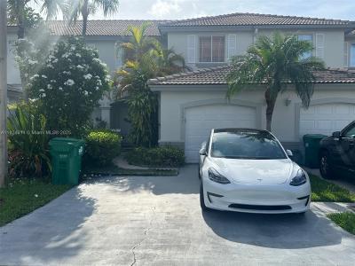 7307 SW 162nd Pl, Miami, Florida 33193, USA