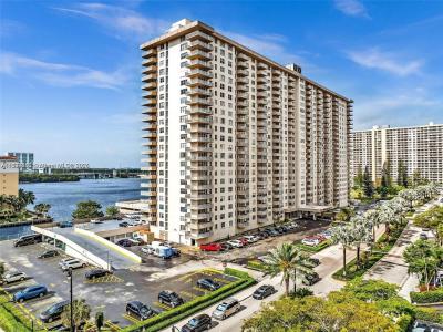 250 174th St 502, Sunny Isles Beach, Florida 33160, USA