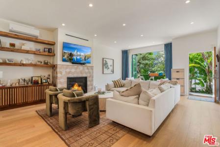 Voyage Street, Marina Del Rey, California 90292