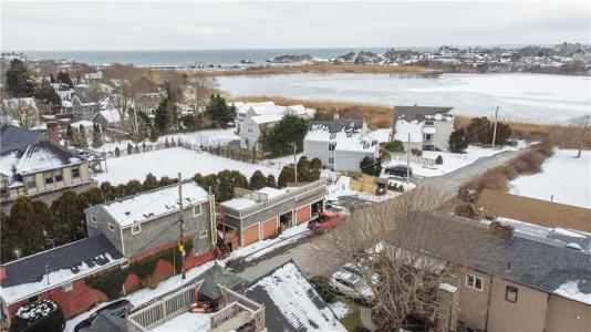167 Coggeshall Avenue A, Newport, RI 02840, USA