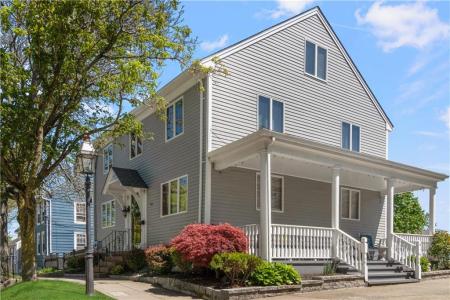 706 Hope Street 2, Bristol, RI 02809, USA