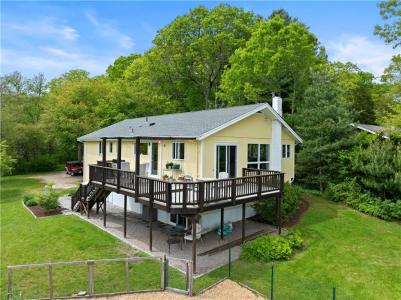 106 Lauri Drive, Charlestown, Rhode Island 02813, États-Unis