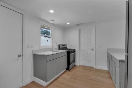 15 Maplewood Avenue, Warwick, Rhode Island 02889