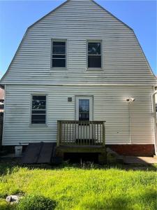 125 Smith Street, Cranston, Rhode Island 02905