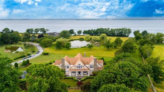 15 Courageous Circle, Bristol, RI 02809, USA