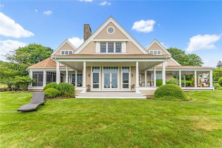 15 Courageous Circle, Bristol, Rhode Island 02809