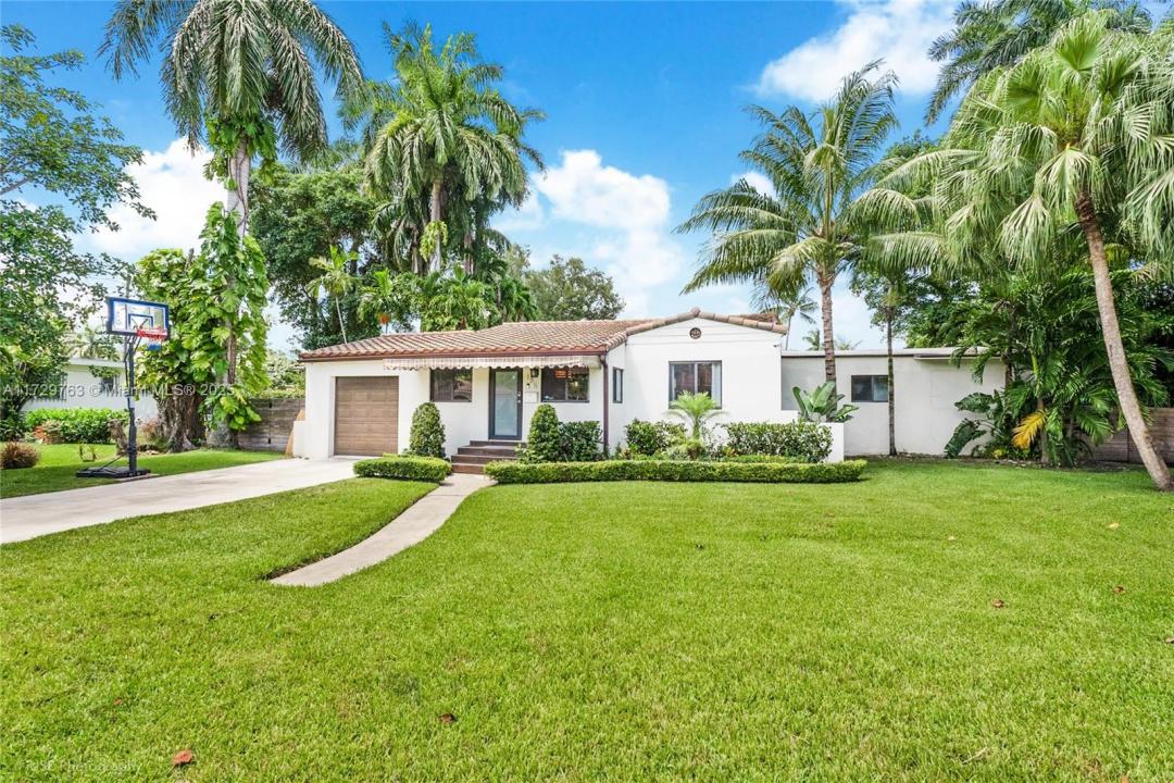 185 NW 86th St, El Portal, فلوريدا 33150, الولايات المتحدة