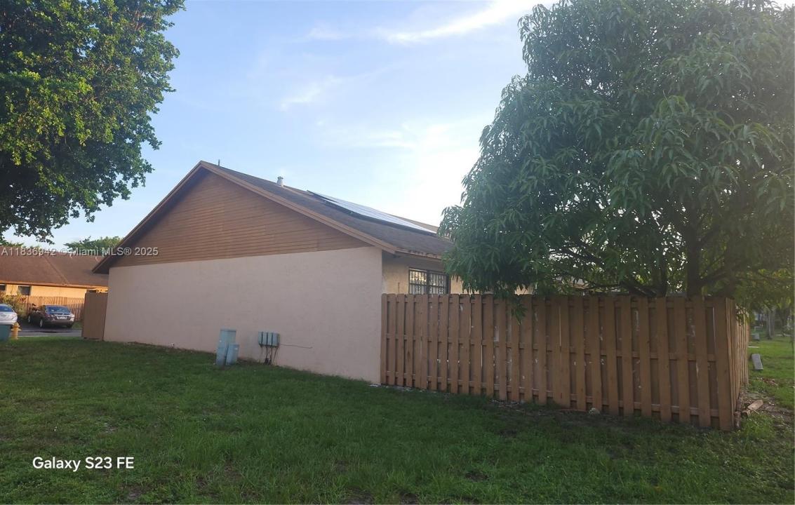 6743 NW 192nd Ln 6743, Hialeah, Flórida 33015, Estados Unidos