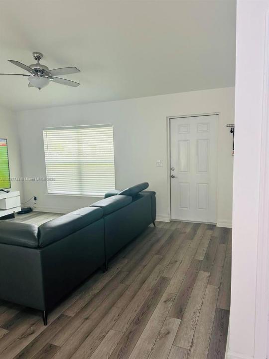 2524 NE 5 Ave, Other City - In The State Of Florida, 佛罗里达州 33909, 美国