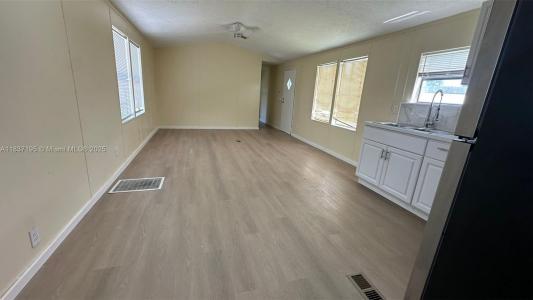35250 SW 177th Ct 206, Homestead, Florida 33034, USA