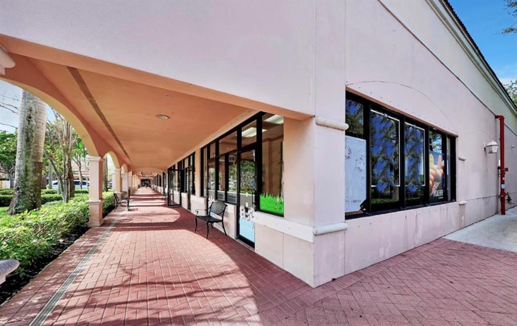 123 Weston Rd, Weston, Florida 33326, Stati Uniti