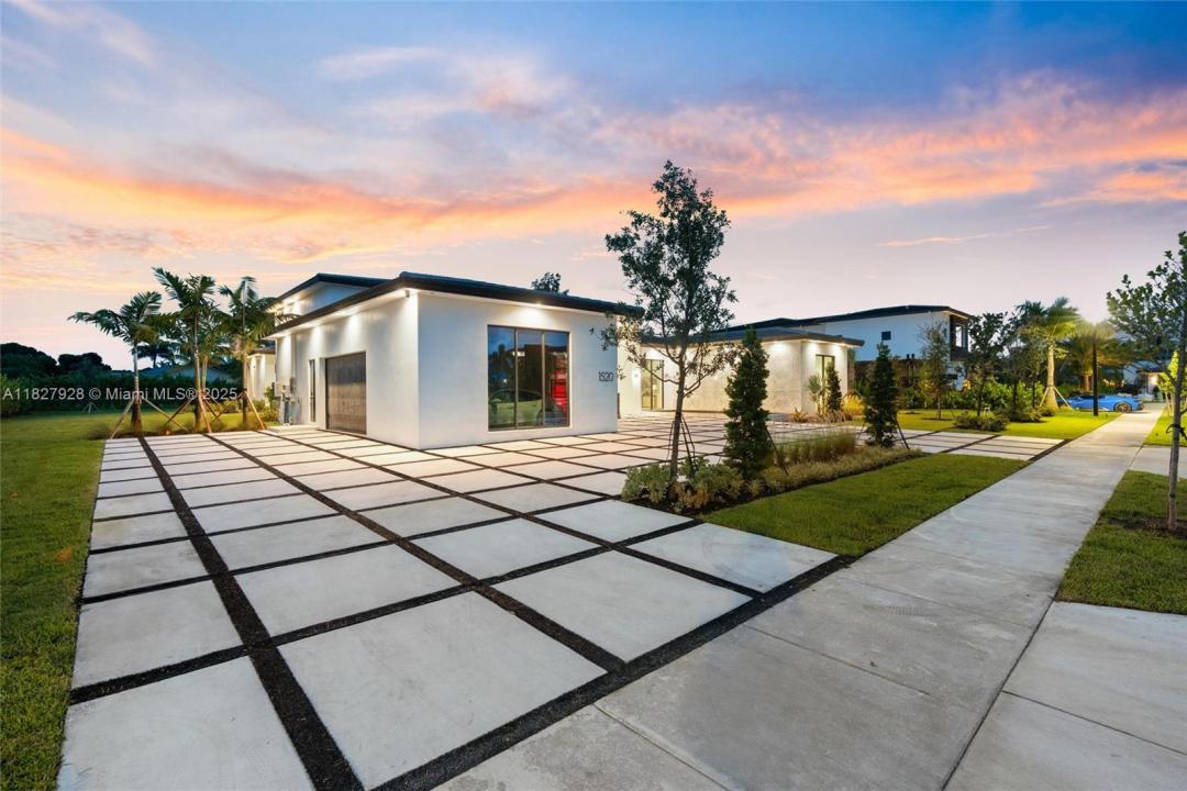 1520 SW 149th Ter, Davie, Florida 33326