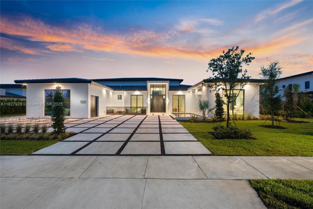 1520 SW 149th Ter, Davie, Florida 33326