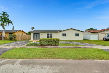 12763 SW 45th Ter, Miami, Florida 33175, USA