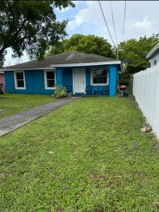 2622 NW 47th St, Miami, Florida 33142, USA