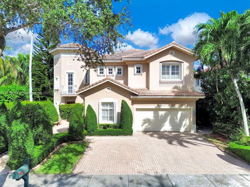 11233 NW 71st Ter, Doral, Florida 33178, HOA KỲ