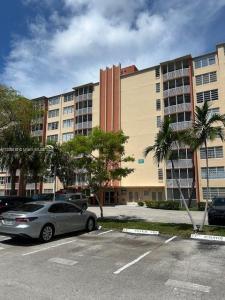 1780 NE 191st St 809-2, Miami, Florida 33179, USA